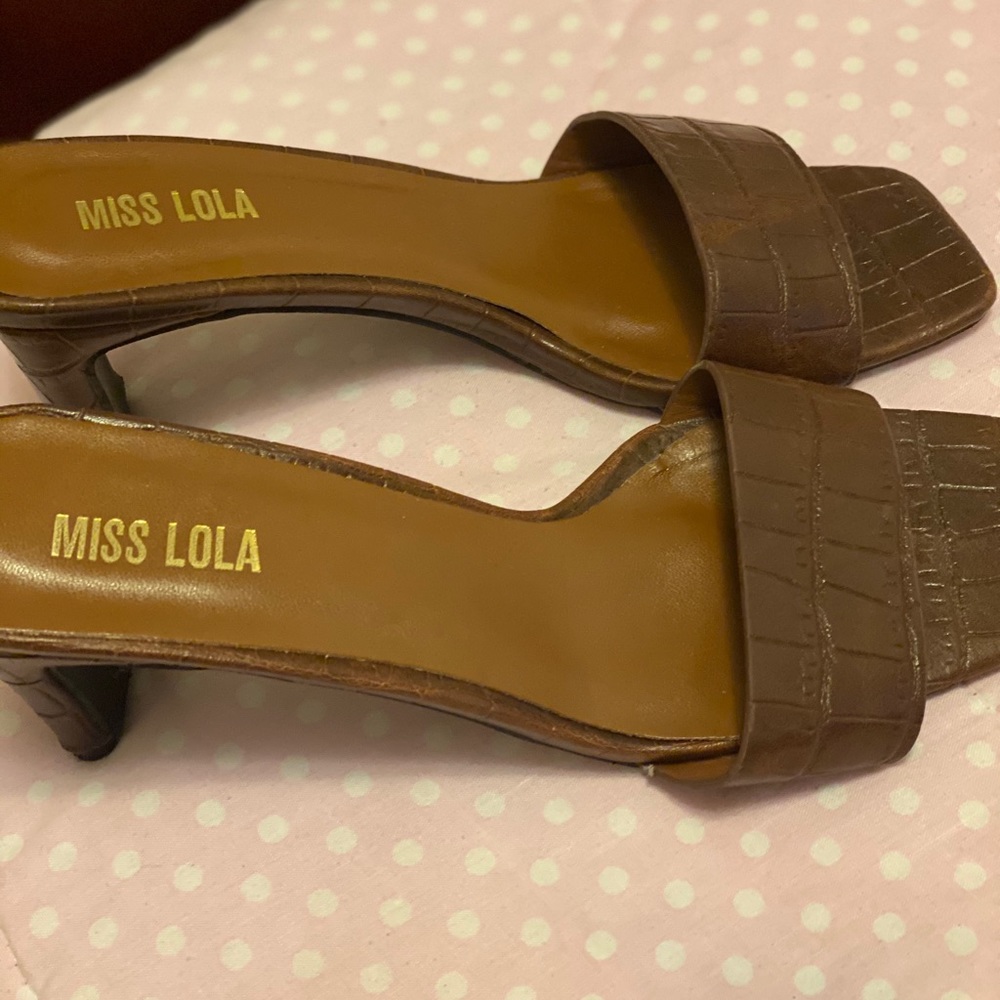 🦋MISS LOLA BROWN MULES